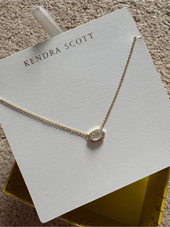 Kendra Scott Jewelry - Kendra Scott Gold Chelsea Boxed Necklace